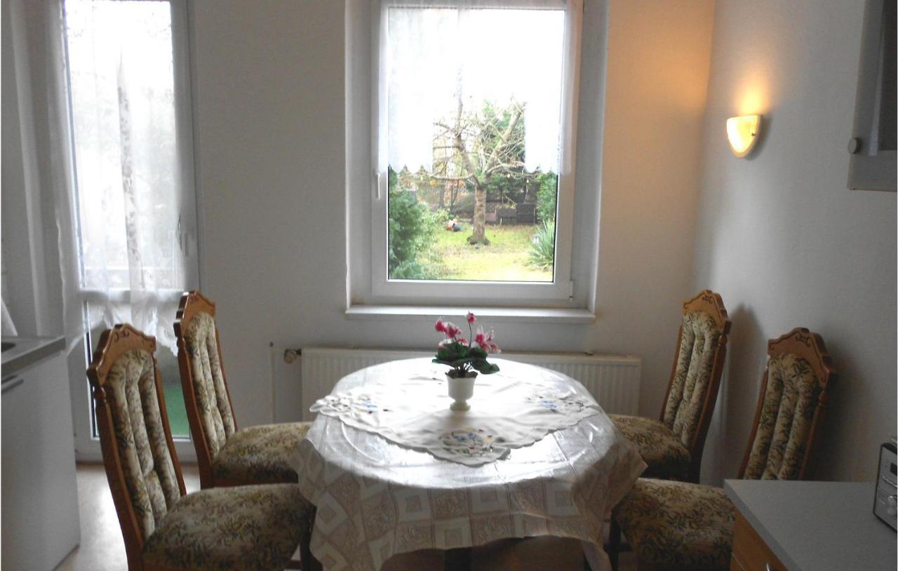 Lovely Apartment In Waren-Mueritz With Kitchen エクステリア 写真